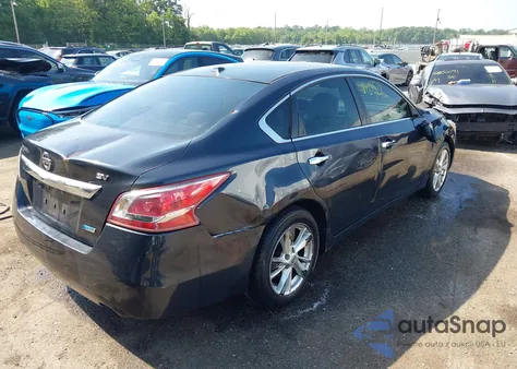 2013 Nissan Altima 2.5 Sv z USA, uszkodzony, nr VIN 1N4AL3AP9DC117627